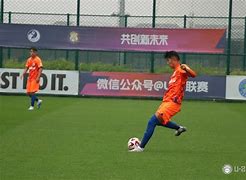 热门球队战胜对手，取得决赛入场券