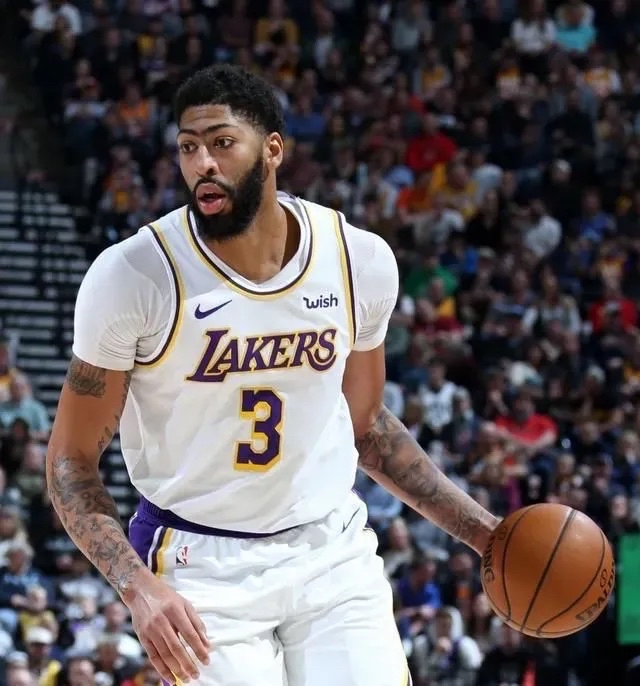 浓眉哥新星高光表现表现惊艳，皇家马德里未来可期！